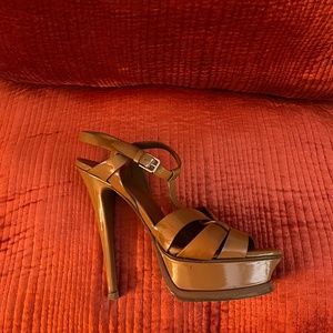 YSL TRIBUTE Sandals in Nude Paten/Smooth Leather